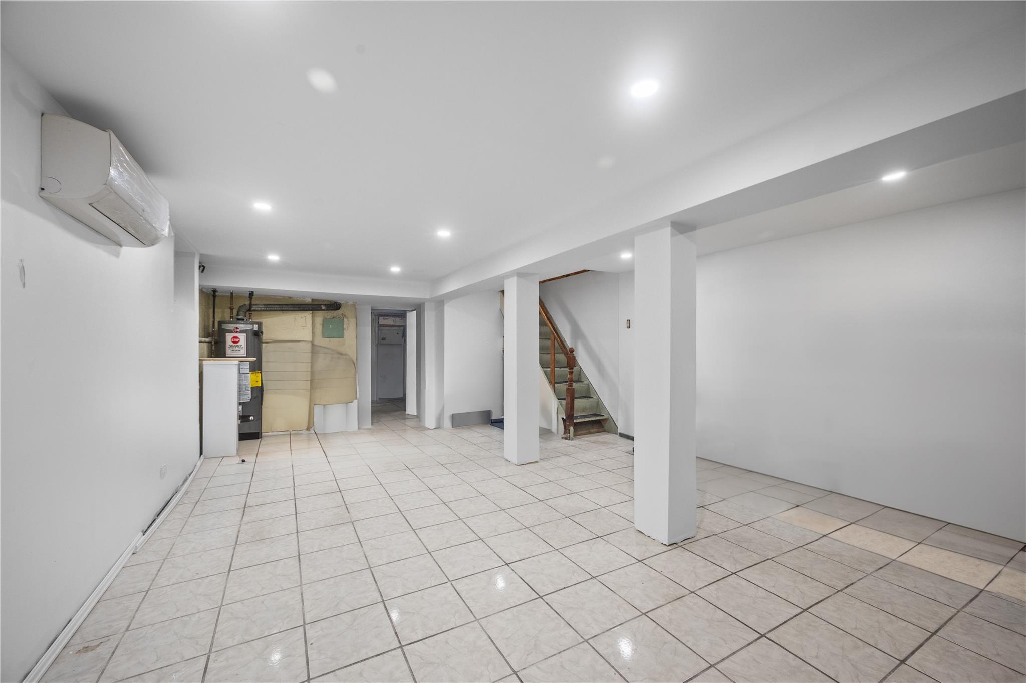 Single Family 85th  Queens, NY 11418, MLS-867579-24