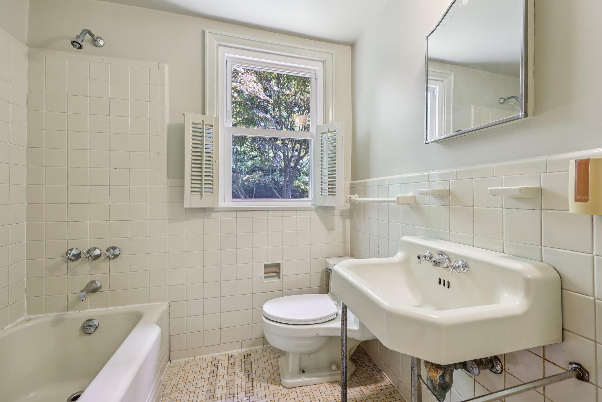 Single Family Churchill  Westchester County, NY 10573, MLS-867581-22