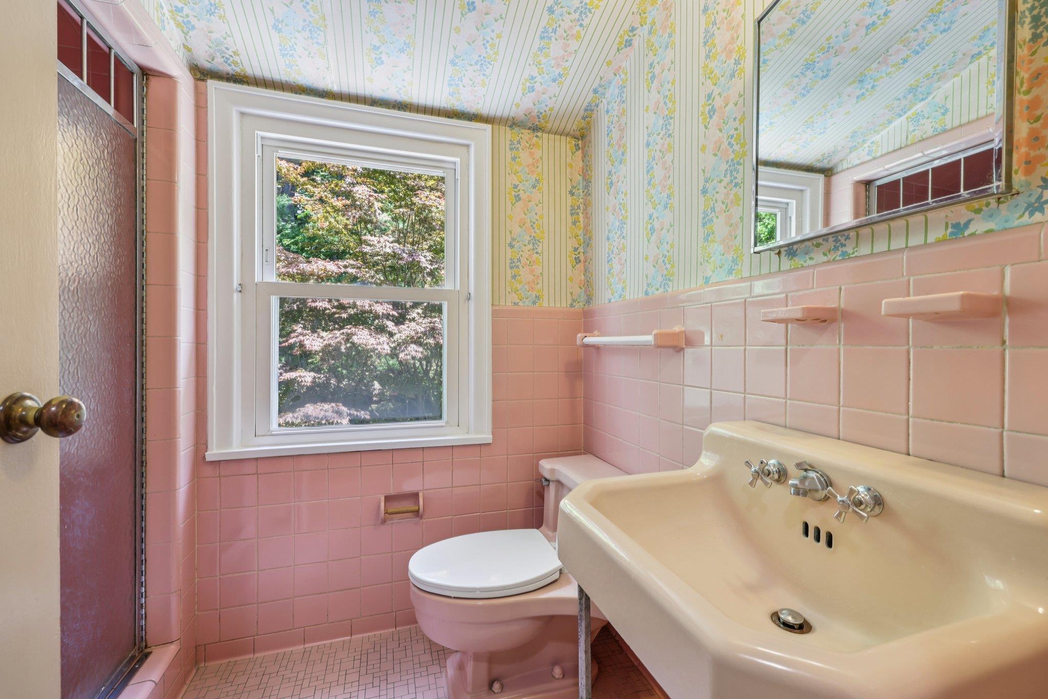 Single Family Churchill  Westchester County, NY 10573, MLS-867581-23