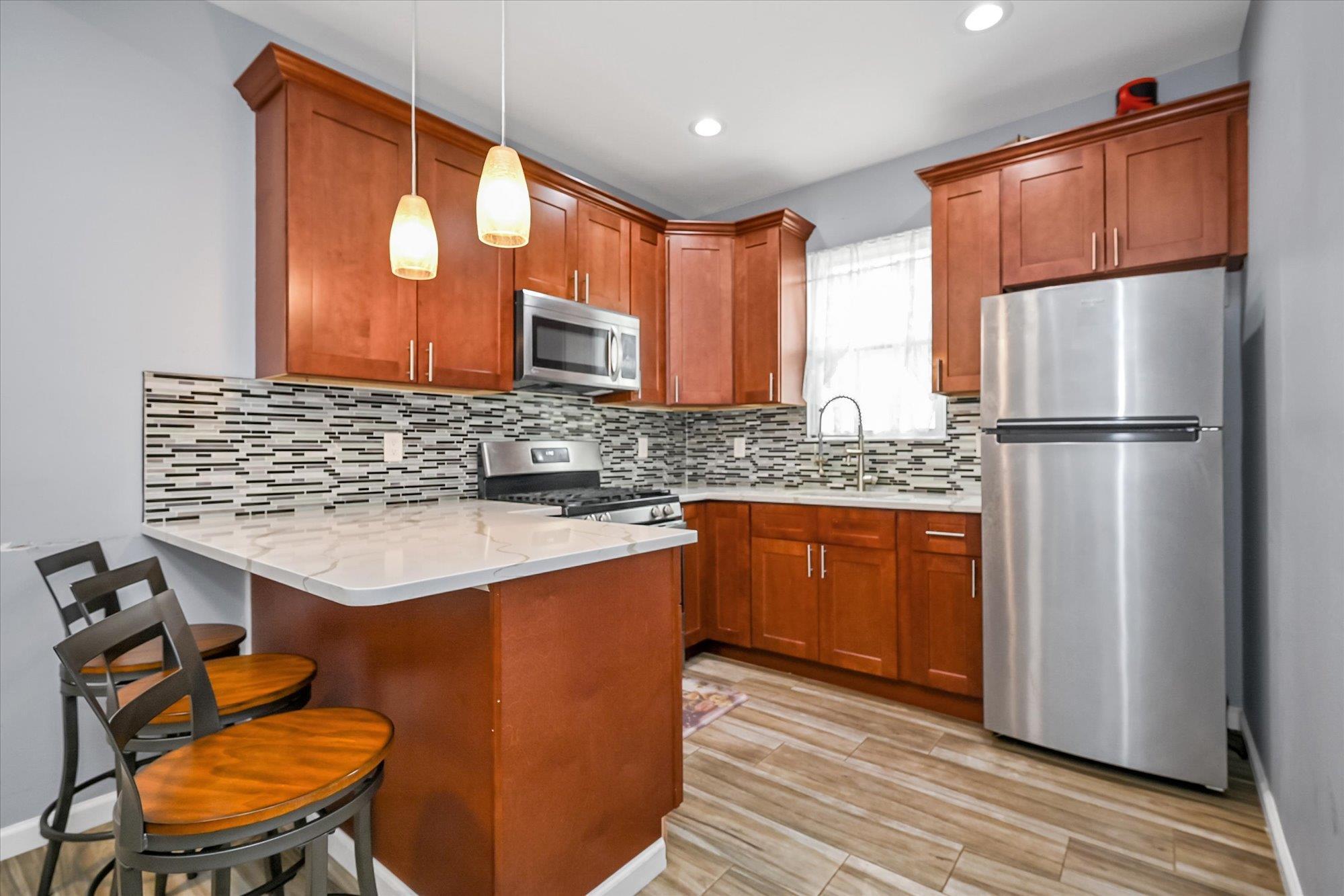 Single Family Mcintosh  Queens, NY 11369, MLS-867586-12