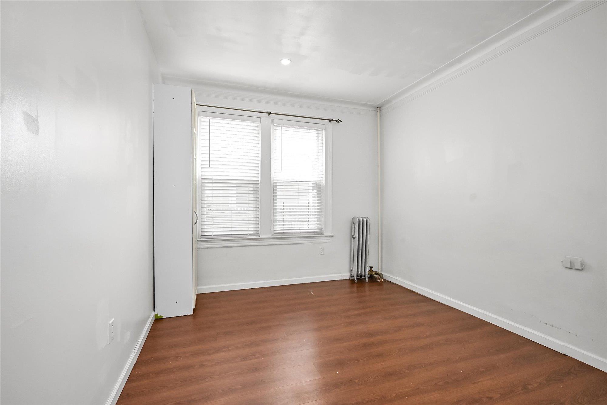 Single Family Mcintosh  Queens, NY 11369, MLS-867586-9