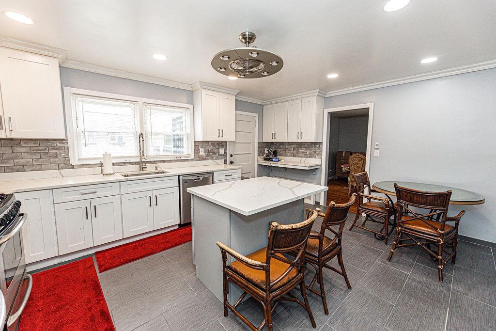 Single Family High  Westchester County, NY 10552, MLS-867617-10