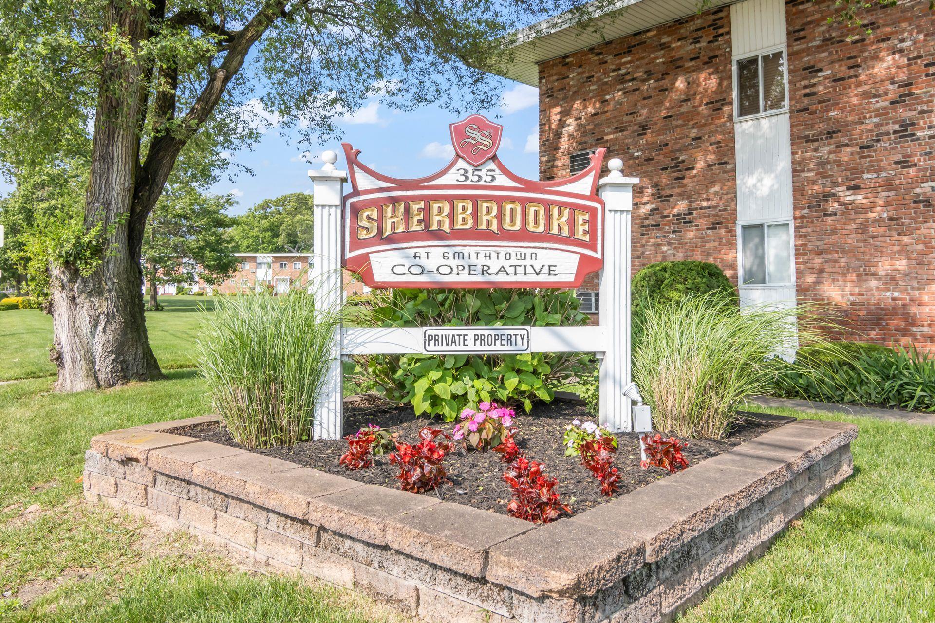 Coop in Smithtown - Route 111  Suffolk County, NY 11787
