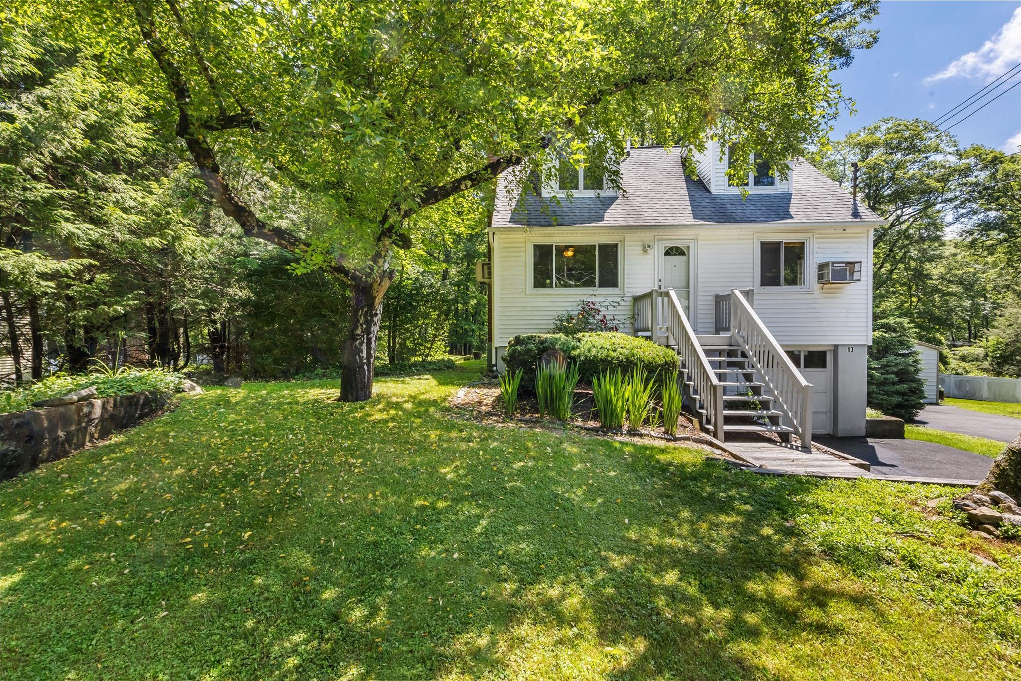Single Family Arbutus  Putnam County, NY 10579, MLS-867629-27