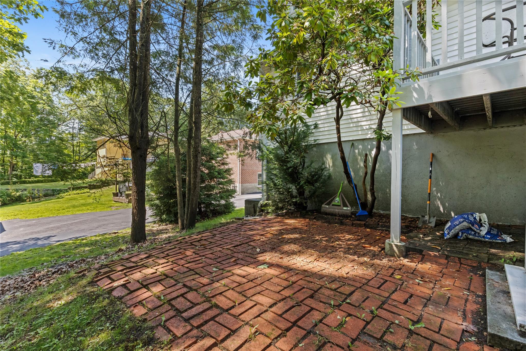 Single Family Arbutus  Putnam County, NY 10579, MLS-867629-32