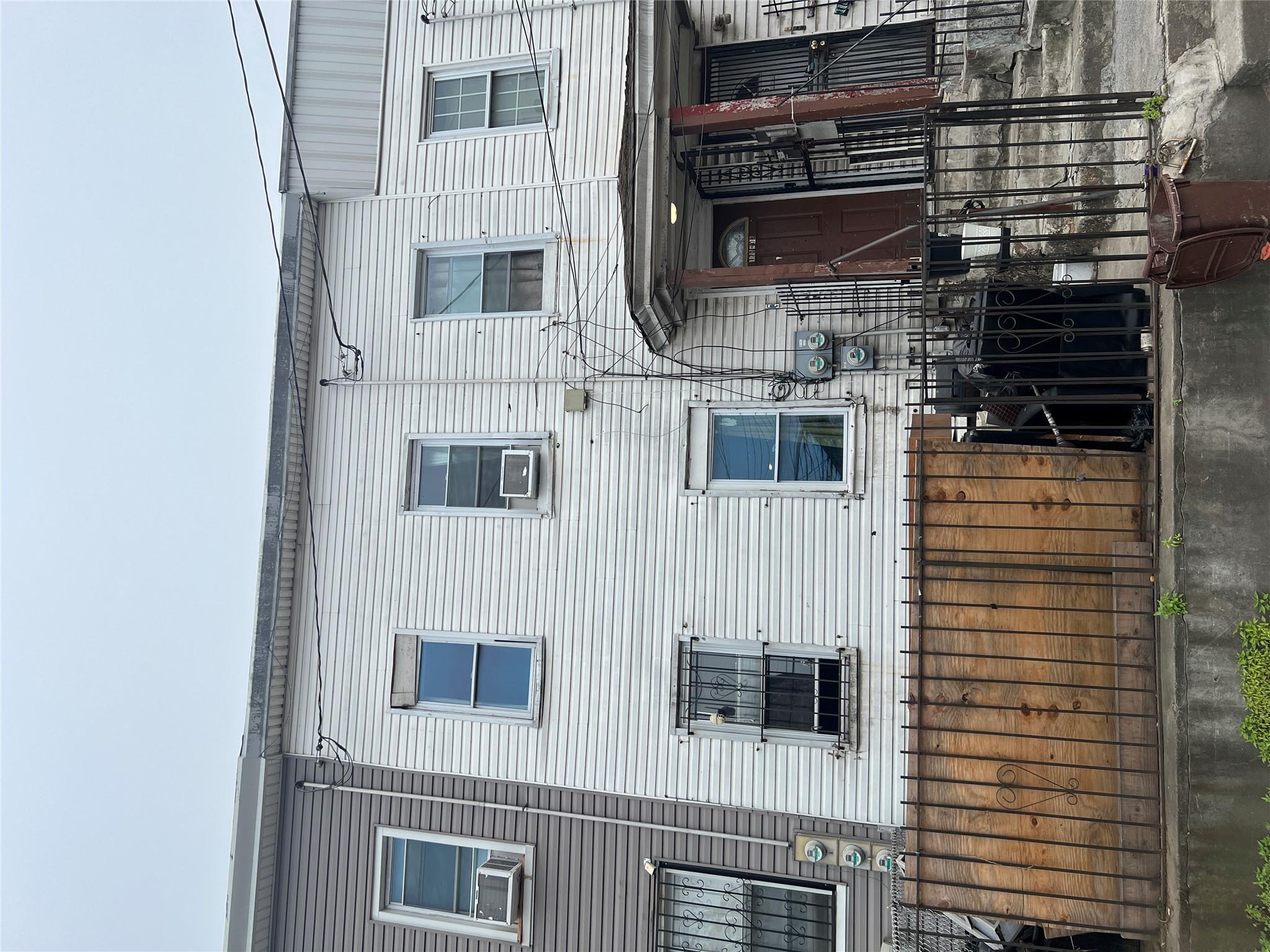 Single Family Liberty  Queens, NY 11433, MLS-867630-2