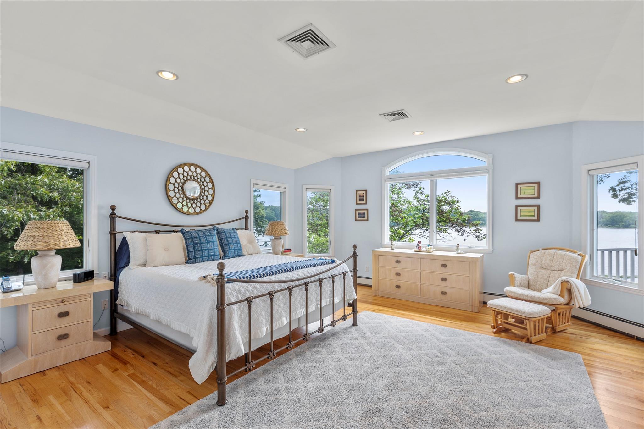 Single Family Youngs  Suffolk County, NY 11733, MLS-867649-18