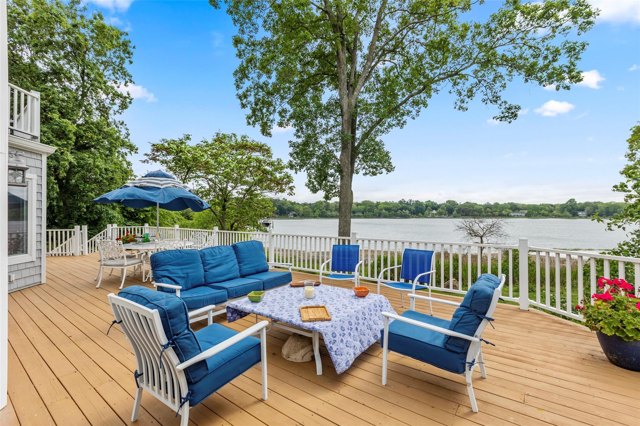 Single Family Youngs  Suffolk County, NY 11733, MLS-867649-2