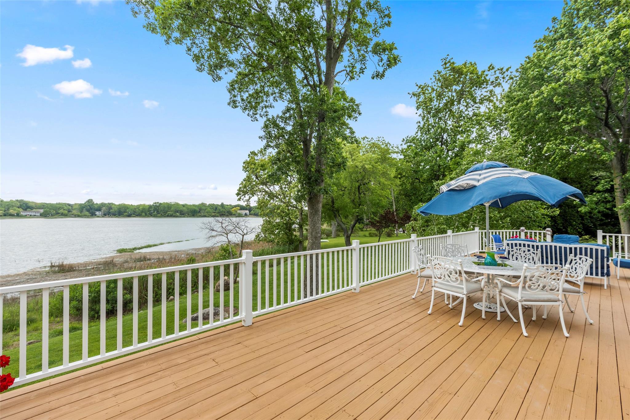 Single Family Youngs  Suffolk County, NY 11733, MLS-867649-29
