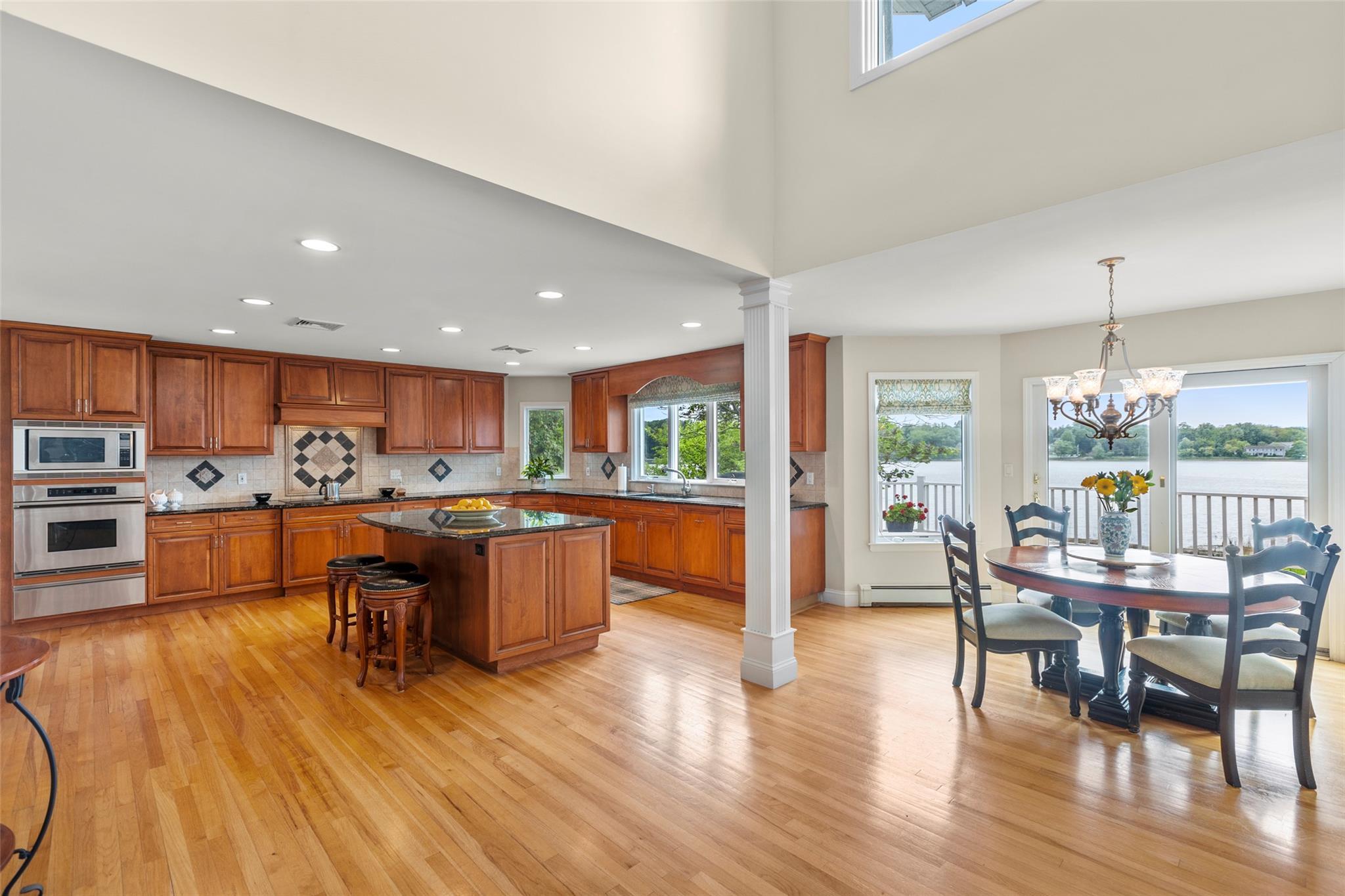 Single Family Youngs  Suffolk County, NY 11733, MLS-867649-8