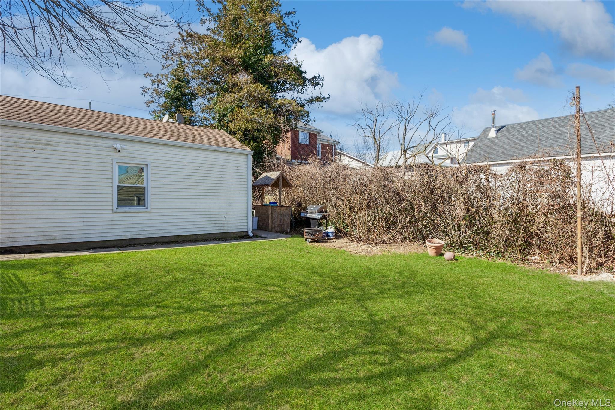 Single Family Nassau  Nassau County, NY 11542, MLS-867677-15