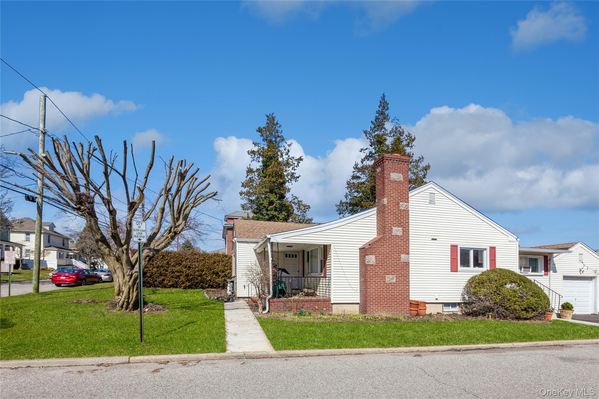 Single Family Nassau  Nassau County, NY 11542, MLS-867677-2