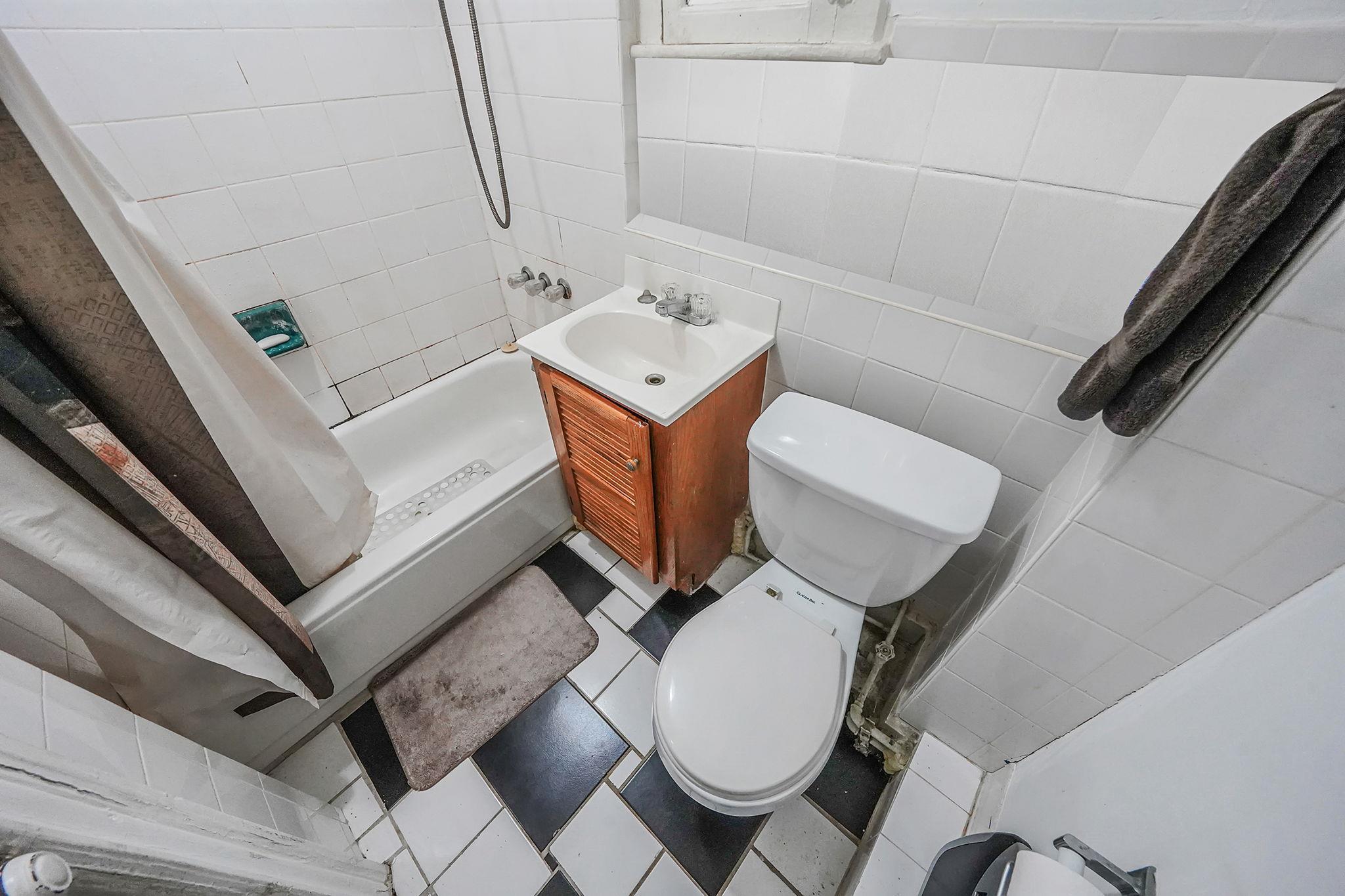Single Family Lamont  Brooklyn, NY 11225, MLS-867678-20