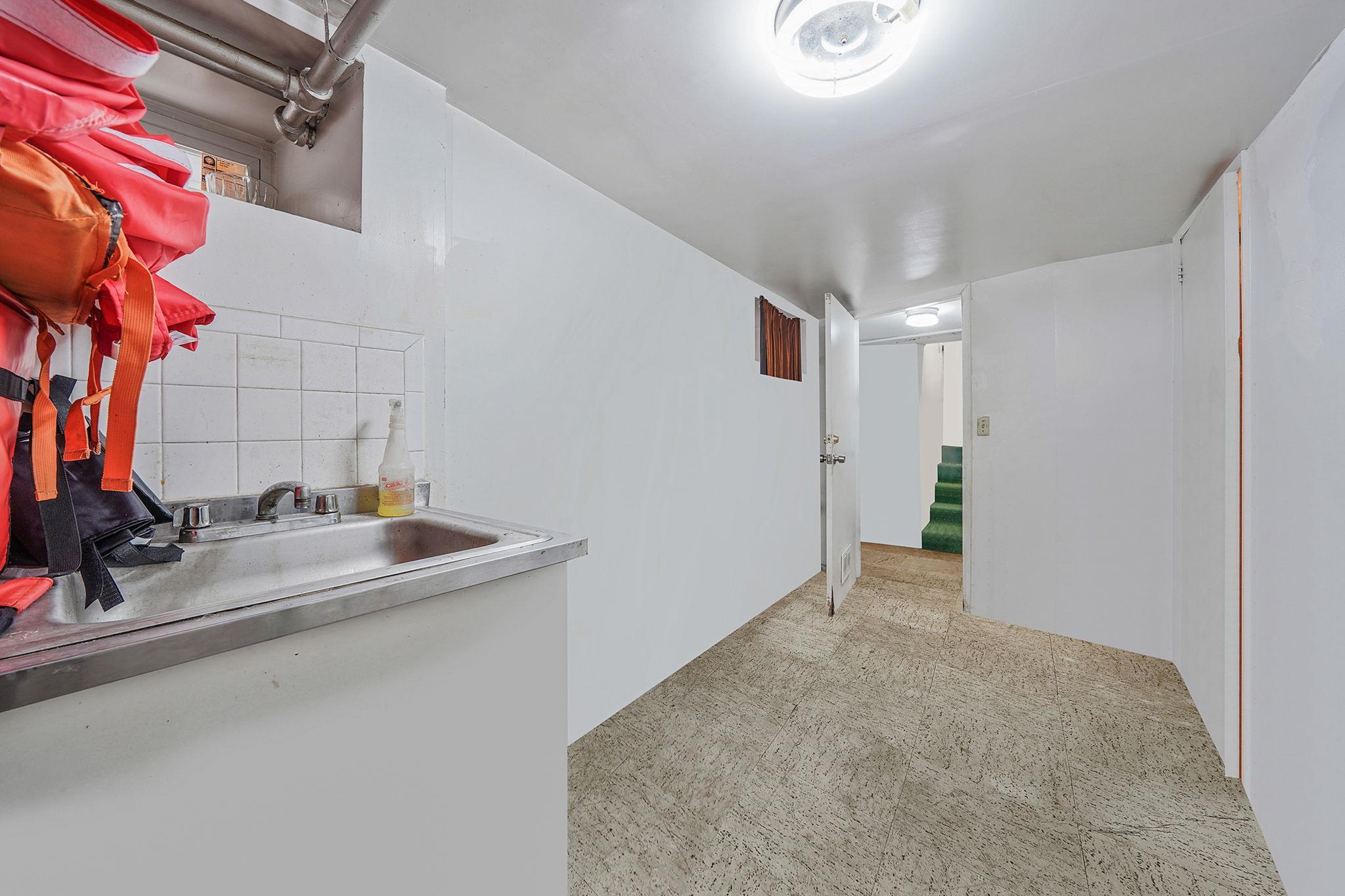 Single Family Lamont  Brooklyn, NY 11225, MLS-867678-24