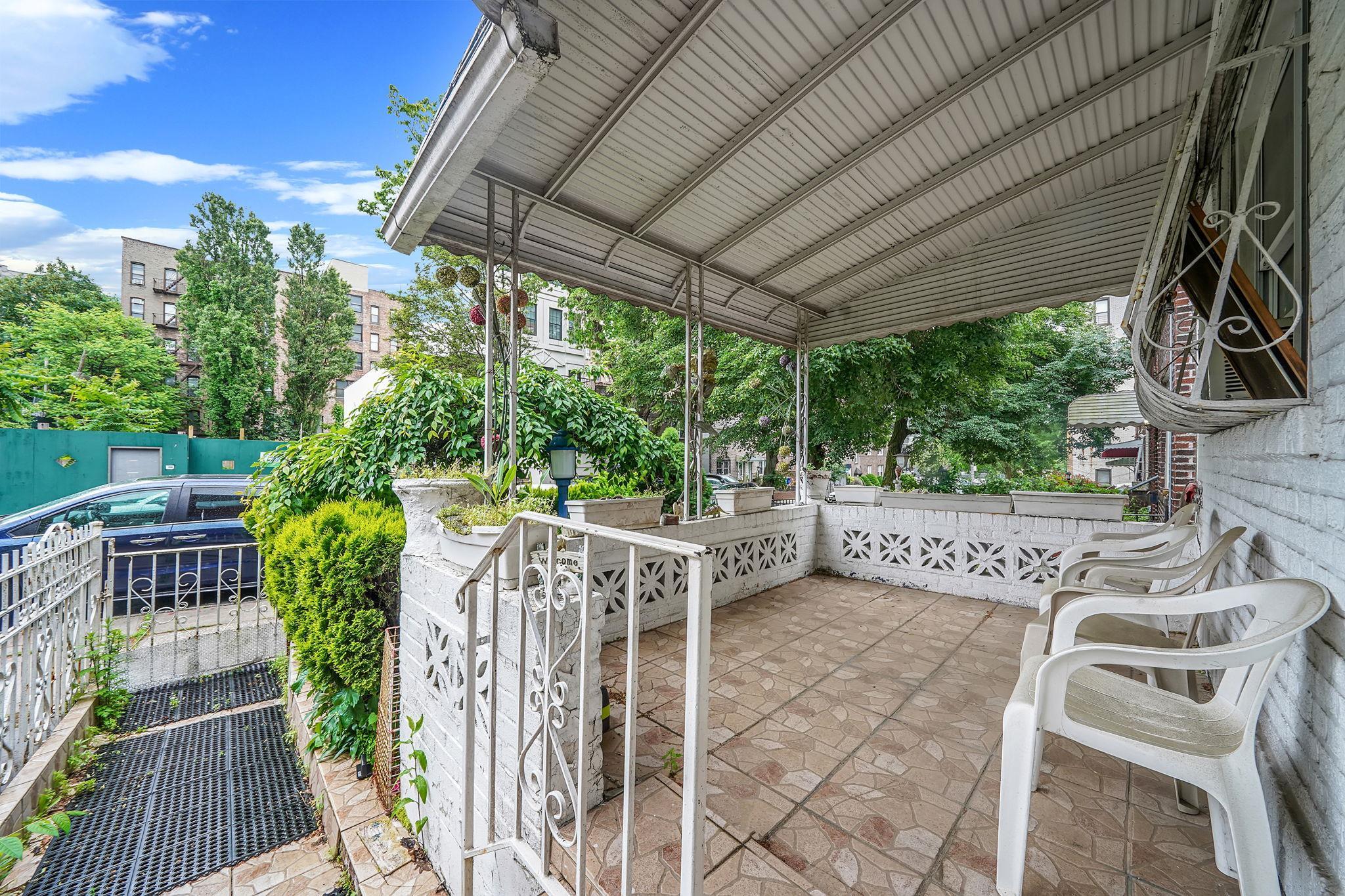 Single Family Lamont  Brooklyn, NY 11225, MLS-867678-31