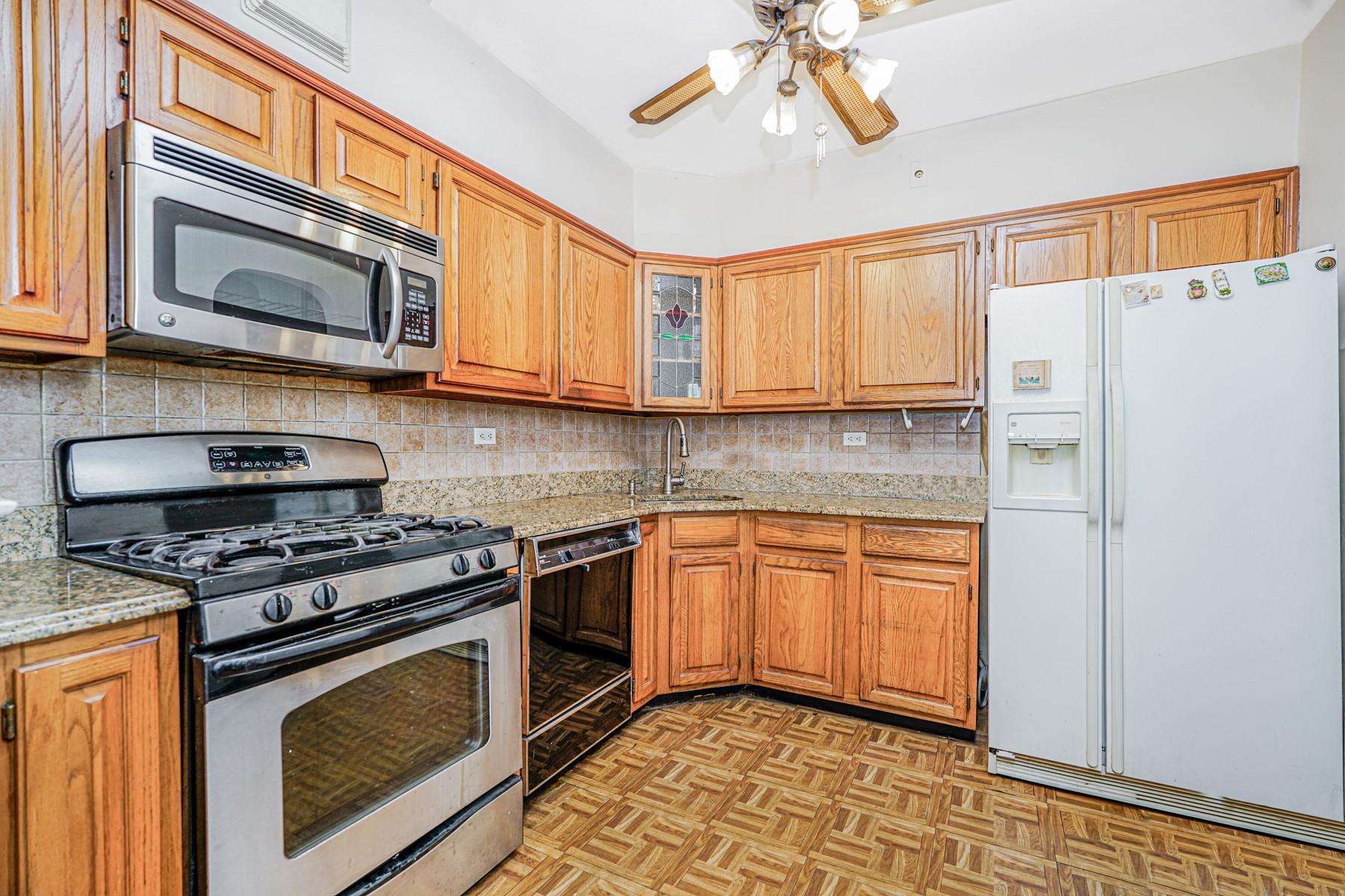Single Family 36th  Brooklyn, NY 11234, MLS-867688-11