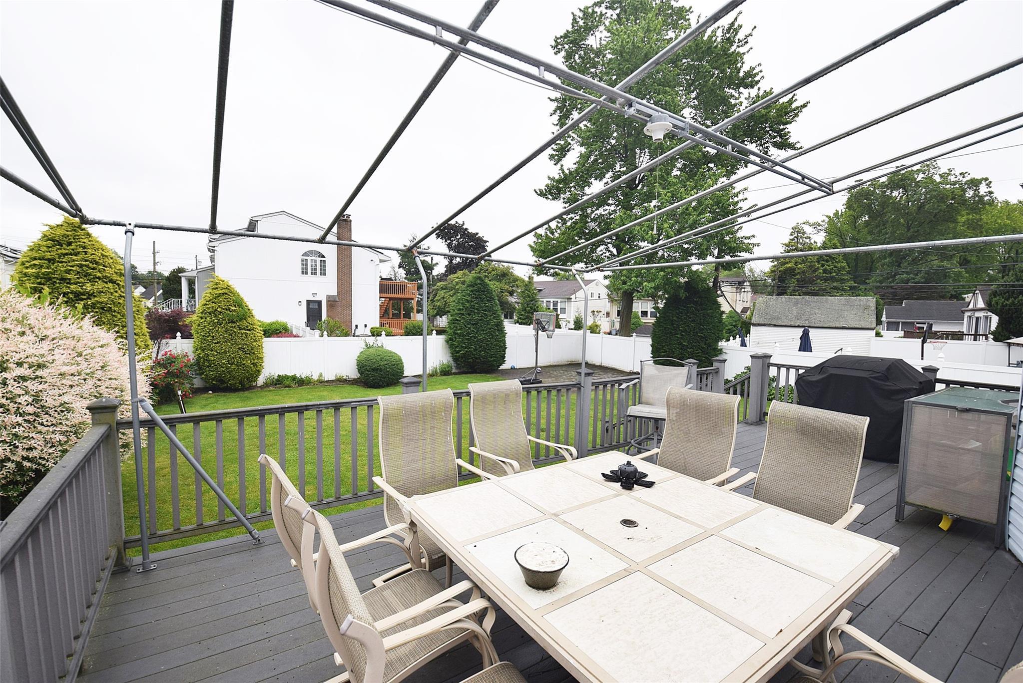 Single Family Hungry Harbor  Nassau County, NY 11581, MLS-867689-8
