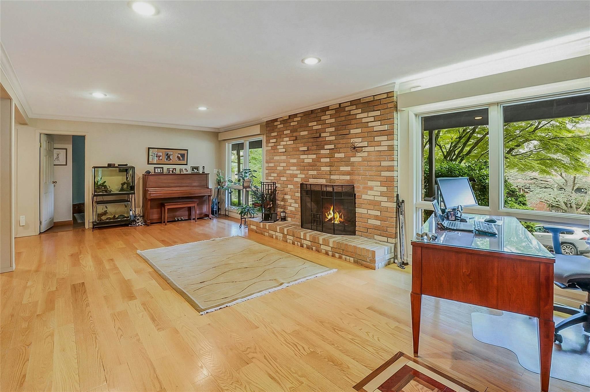 Single Family Laurel  Nassau County, NY 11579, MLS-867690-4
