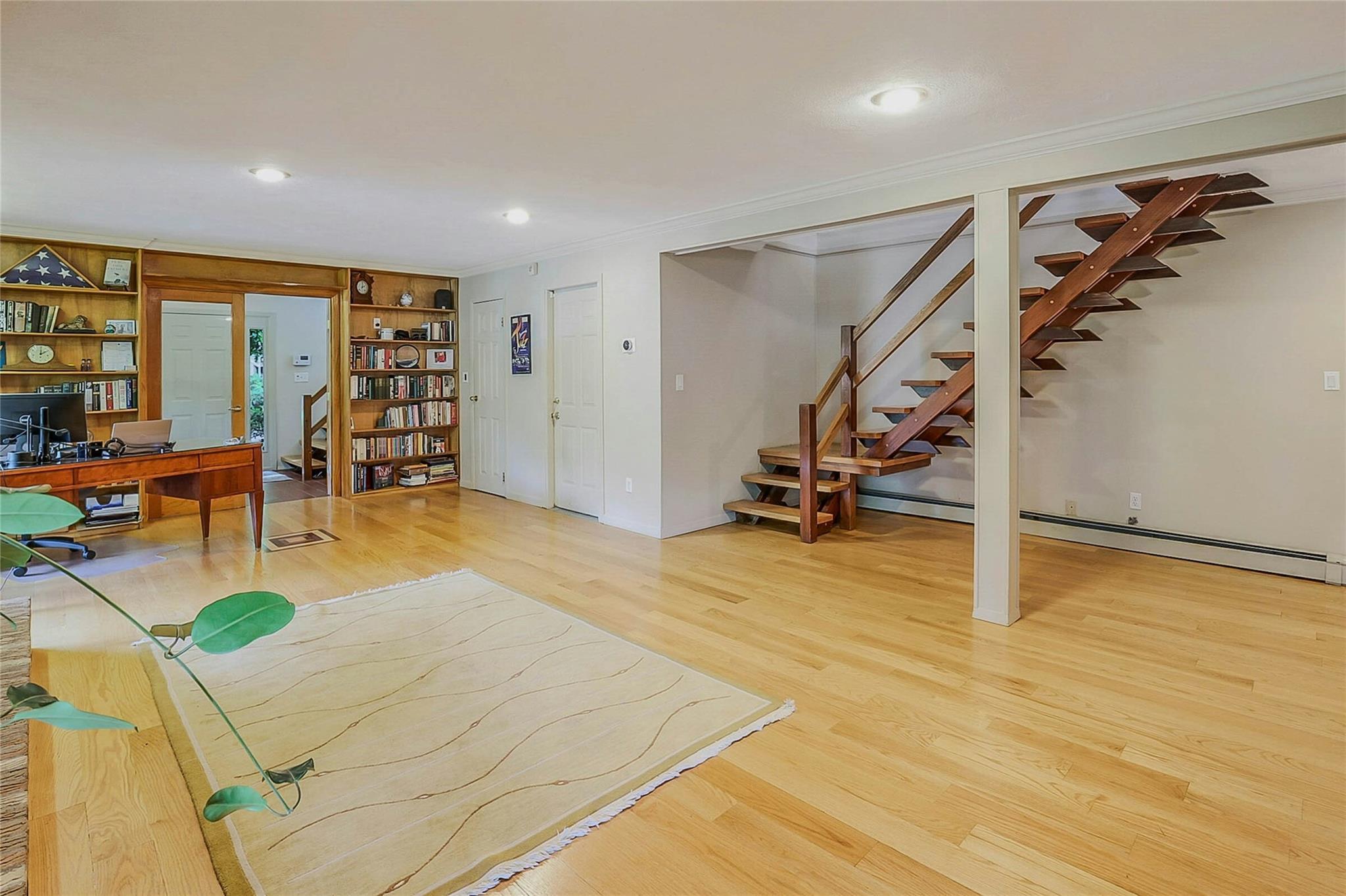 Single Family Laurel  Nassau County, NY 11579, MLS-867690-5