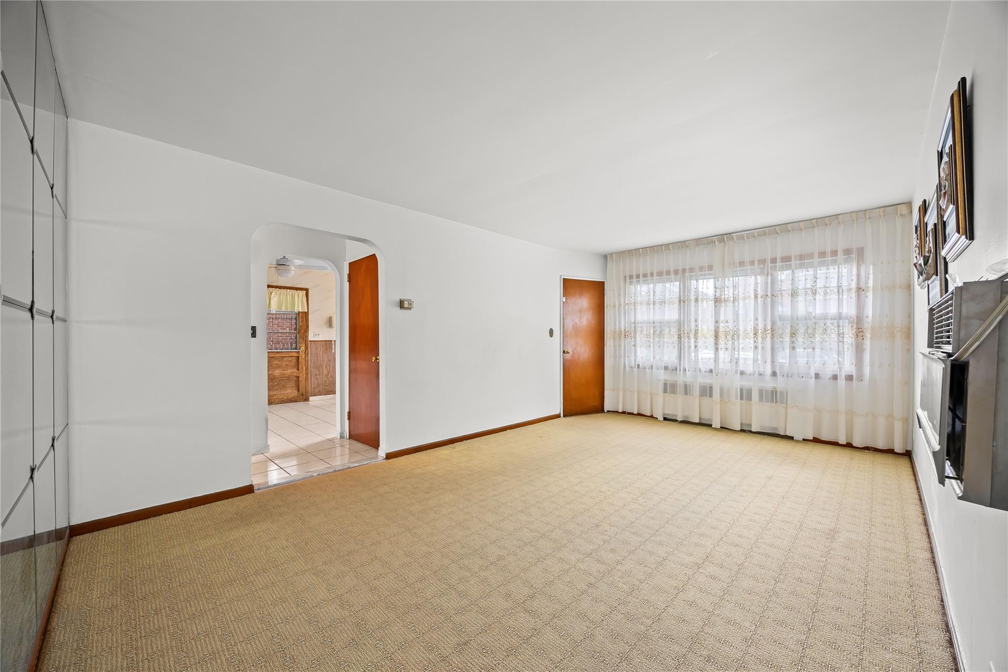 Single Family 23rd  Queens, NY 11357, MLS-867691-12