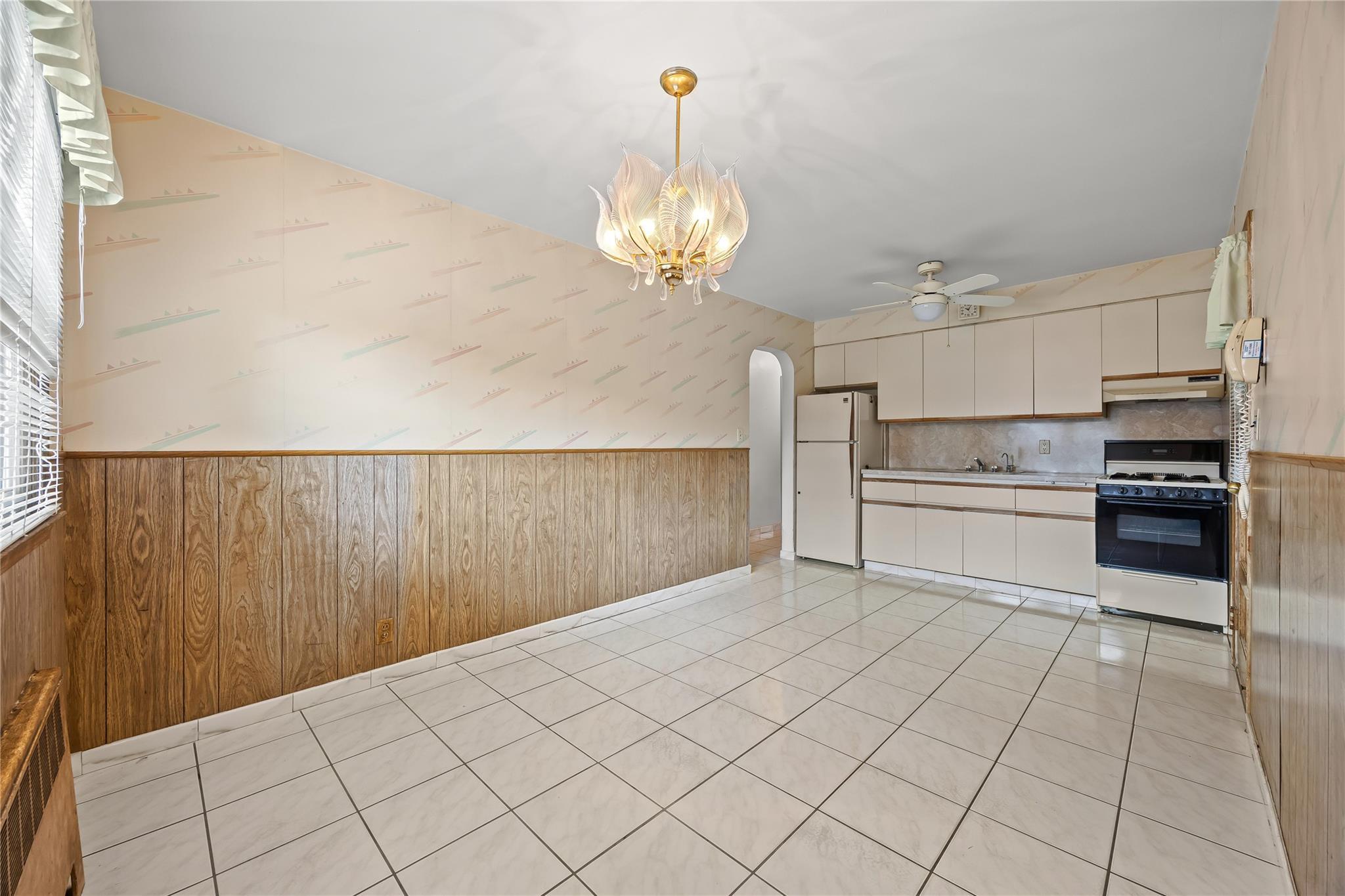 Single Family 23rd  Queens, NY 11357, MLS-867691-15