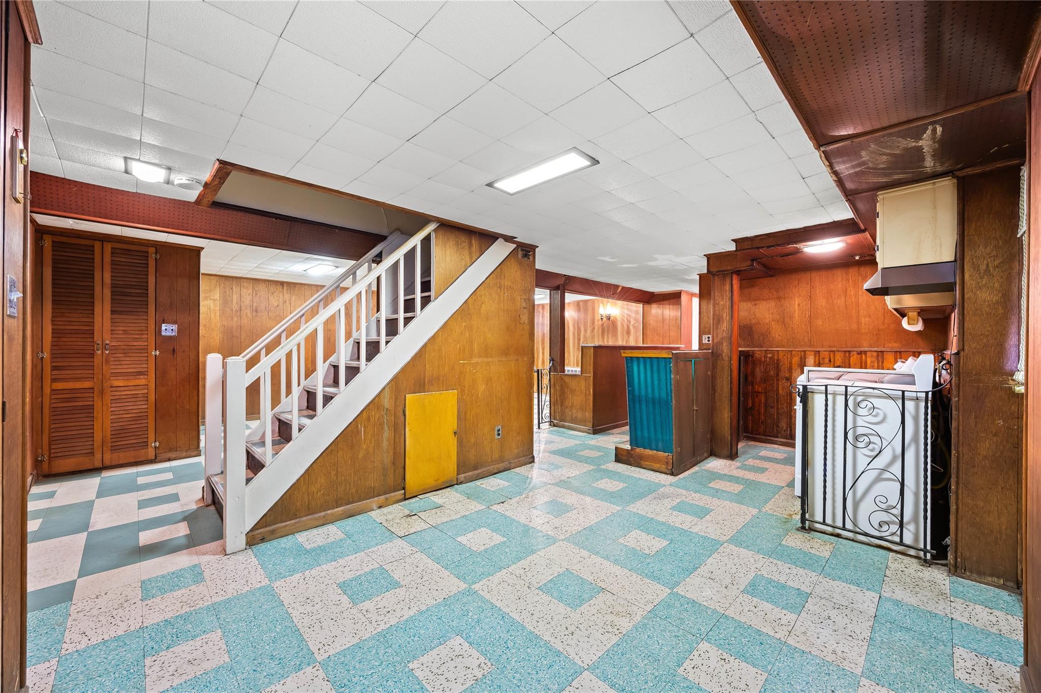 Single Family 23rd  Queens, NY 11357, MLS-867691-20