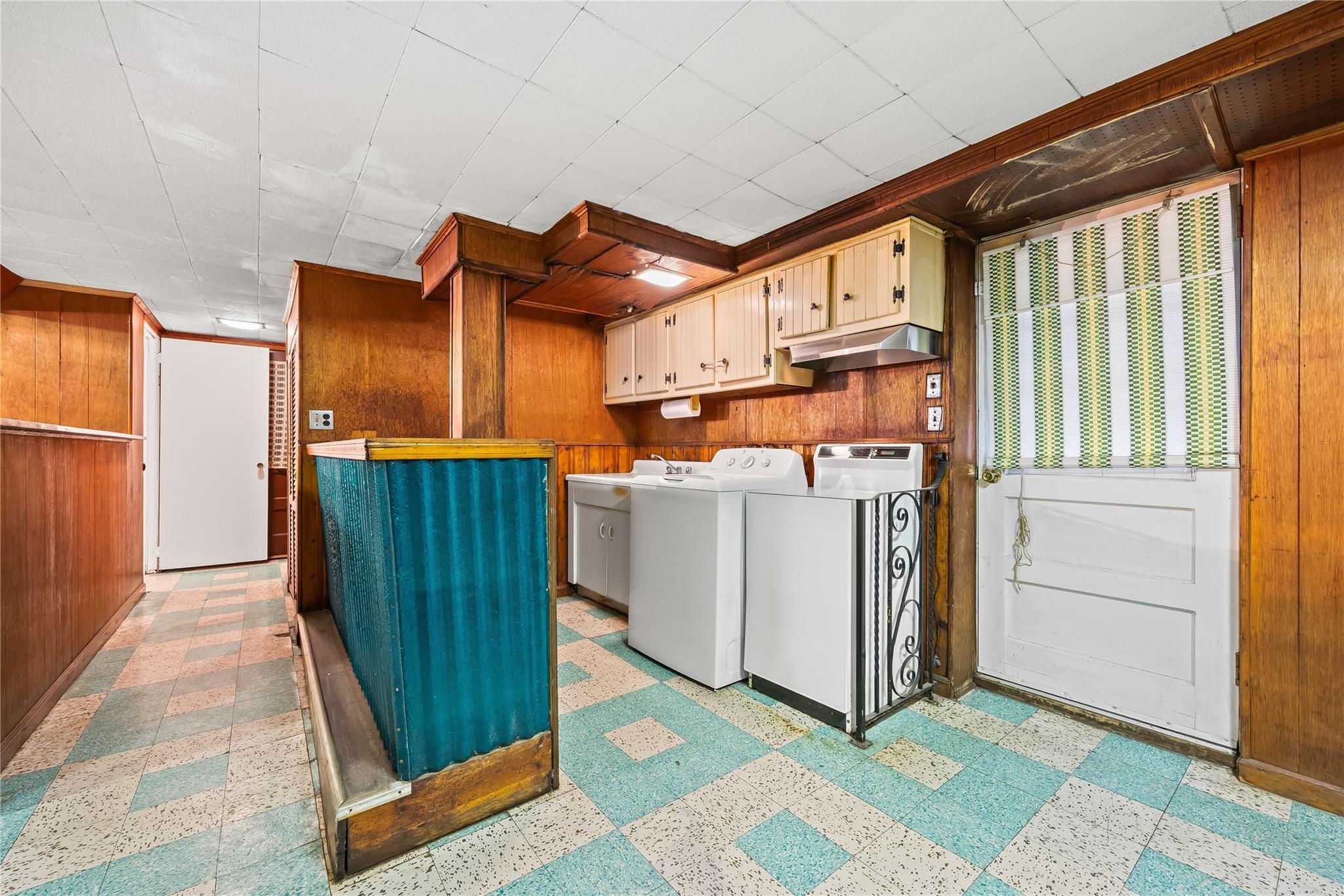 Single Family 23rd  Queens, NY 11357, MLS-867691-21