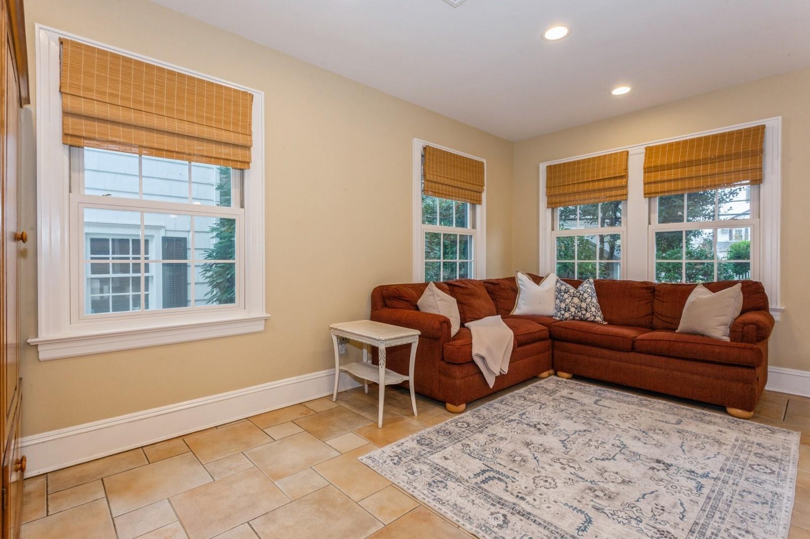 Single Family 5th Place  Nassau County, NY 11530, MLS-867709-12