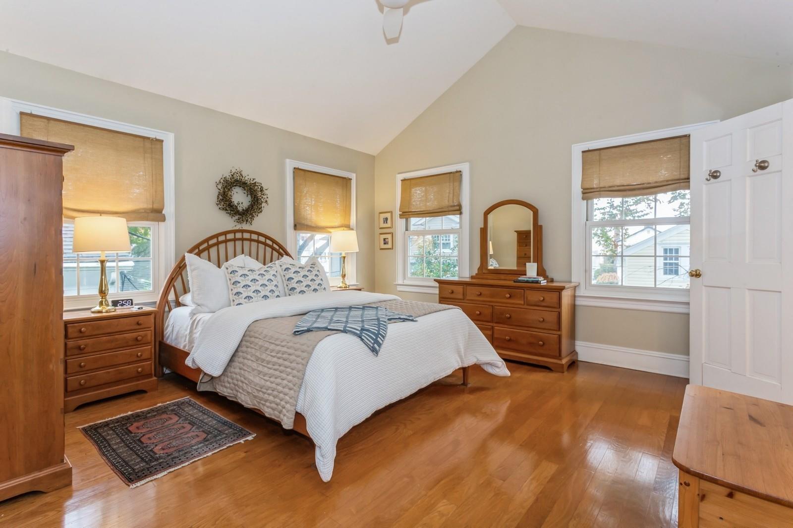 Single Family 5th Place  Nassau County, NY 11530, MLS-867709-21