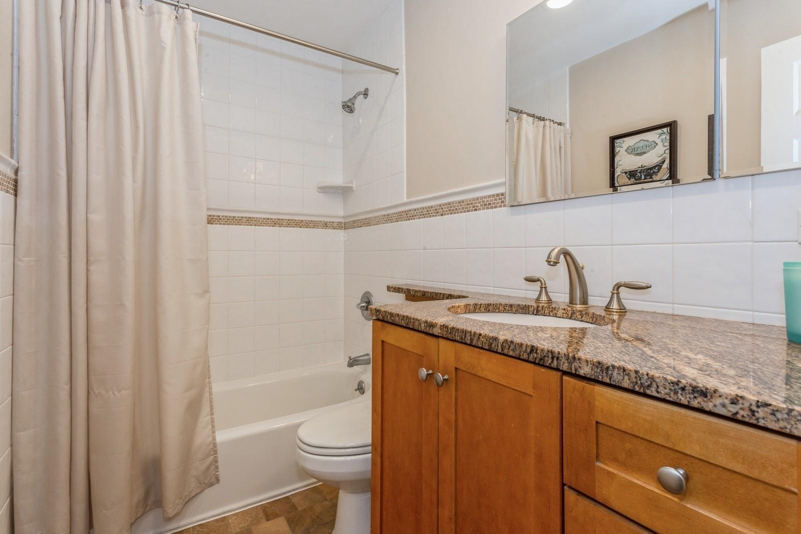 Single Family 5th Place  Nassau County, NY 11530, MLS-867709-26
