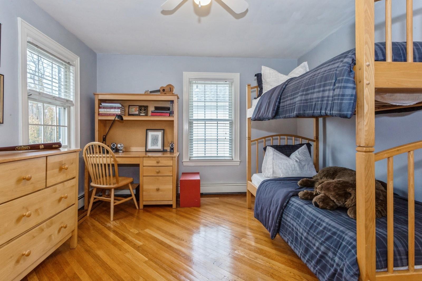 Single Family 5th Place  Nassau County, NY 11530, MLS-867709-28