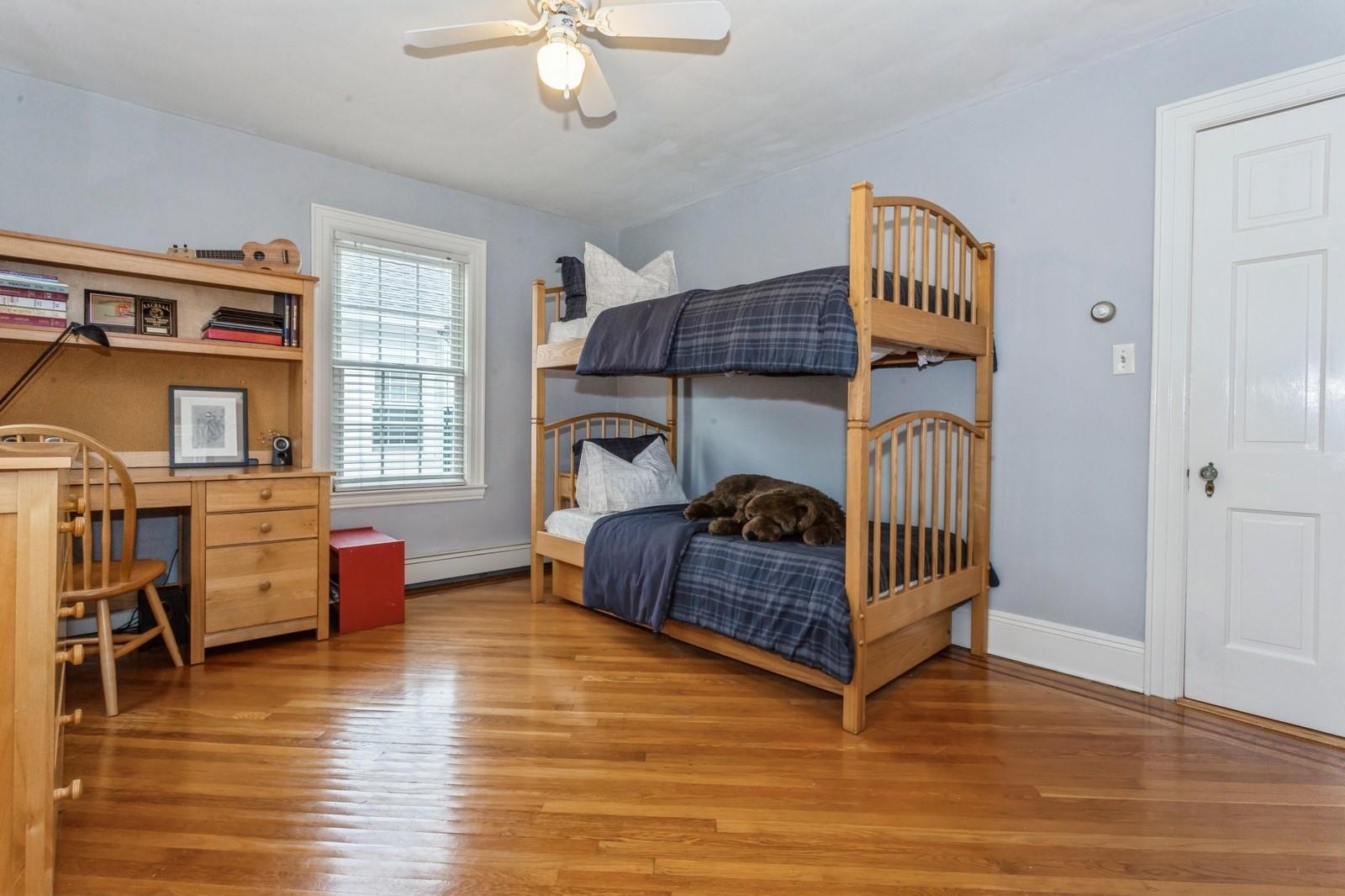Single Family 5th Place  Nassau County, NY 11530, MLS-867709-30