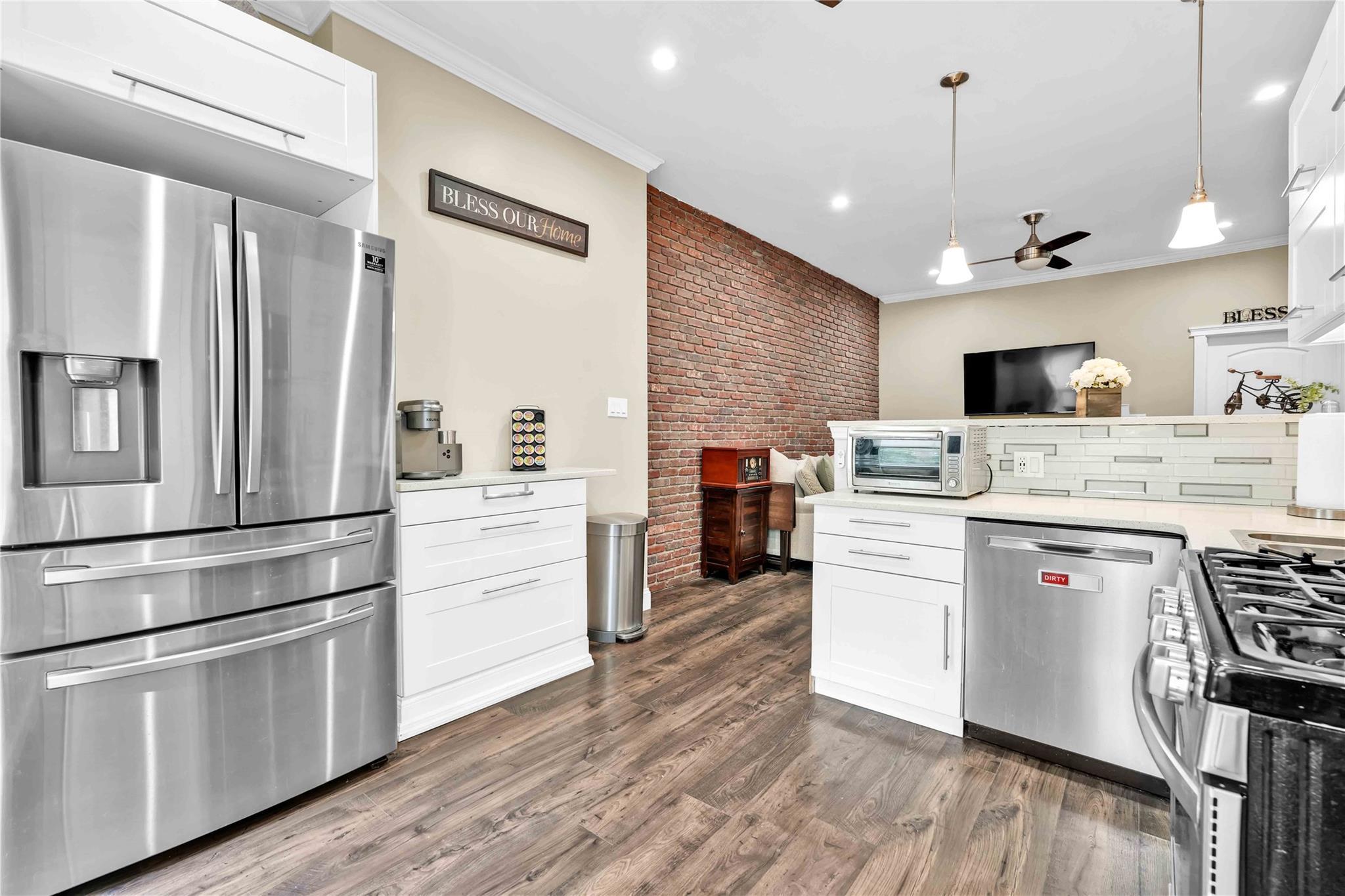 Single Family Monroe  Brooklyn, NY 11221, MLS-867710-13