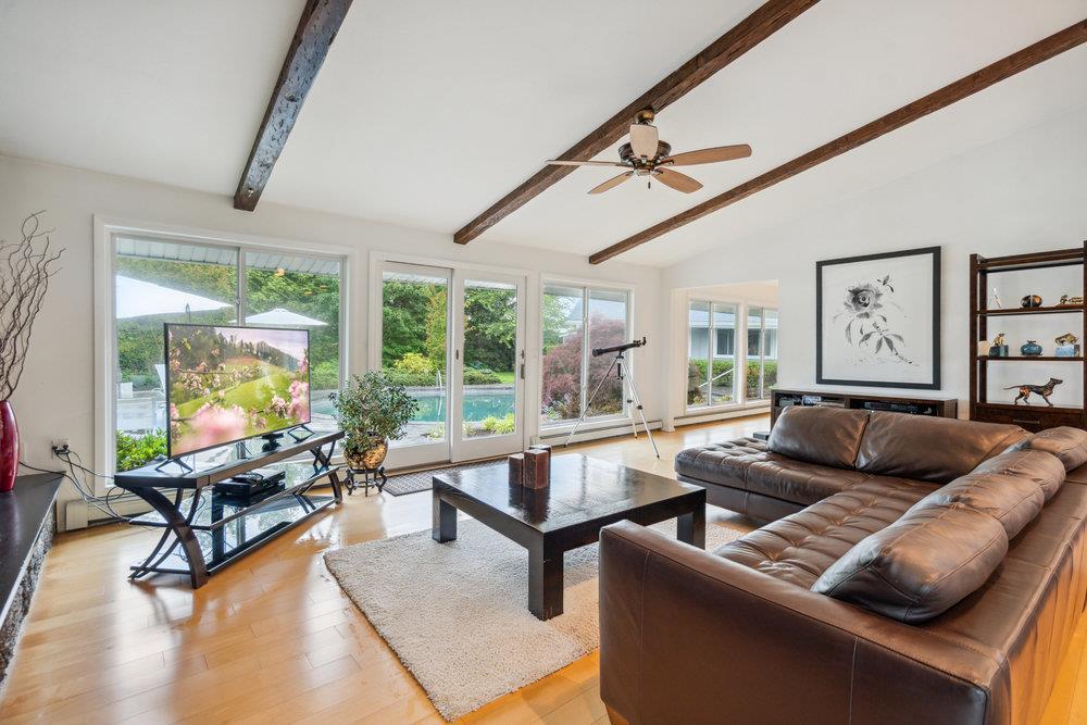 Single Family Deeringwood  Suffolk County, NY 11702, MLS-867711-14