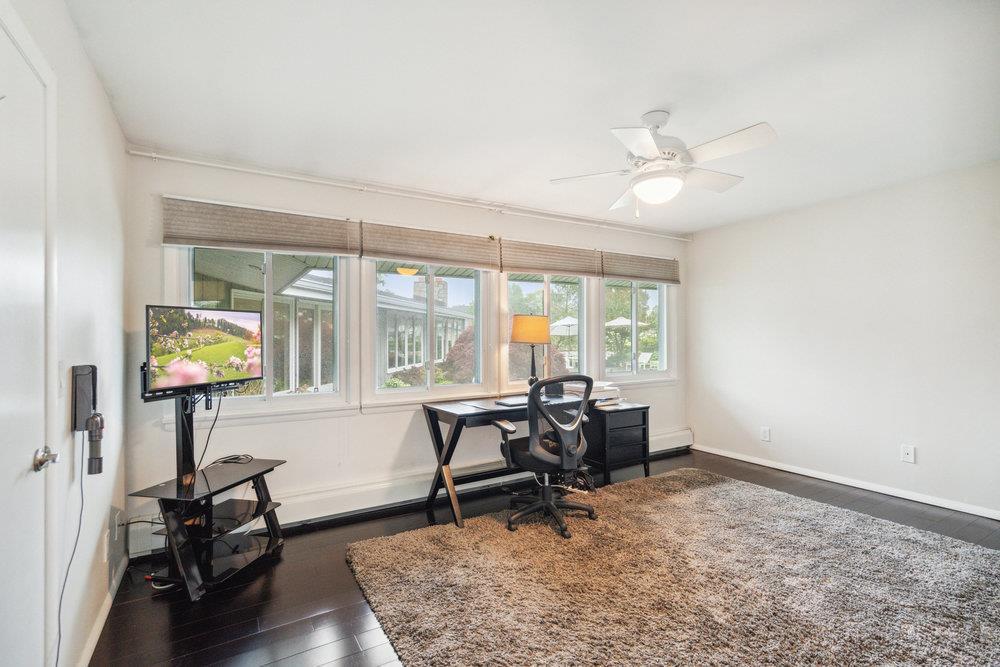 Single Family Deeringwood  Suffolk County, NY 11702, MLS-867711-26