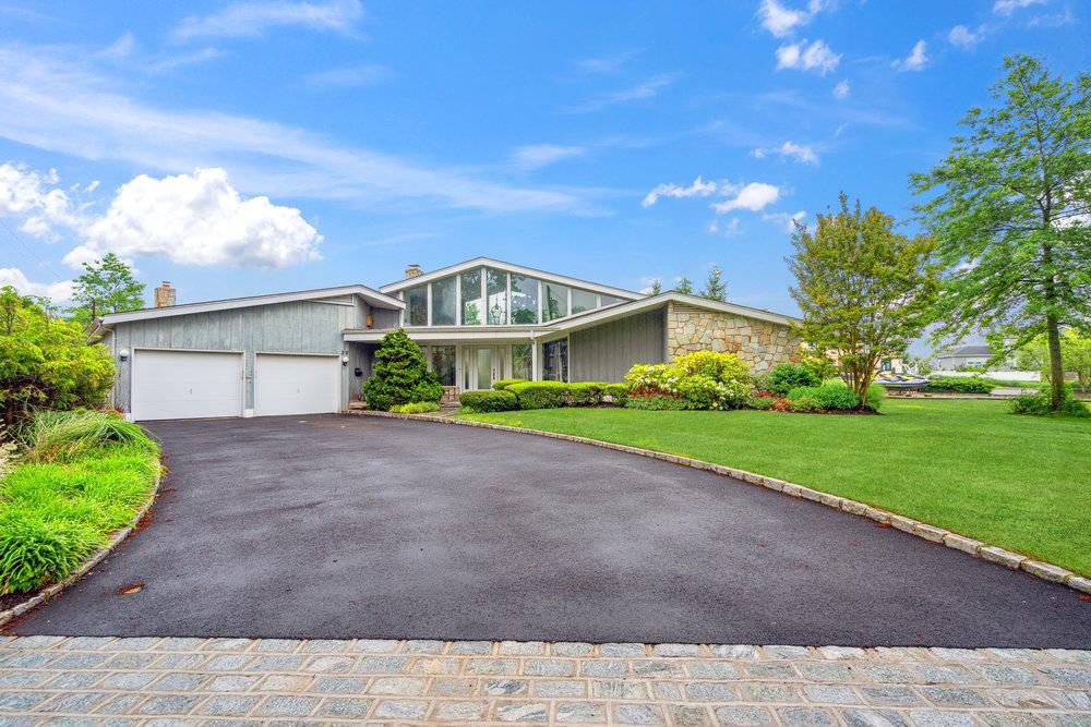 Single Family Deeringwood  Suffolk County, NY 11702, MLS-867711-3