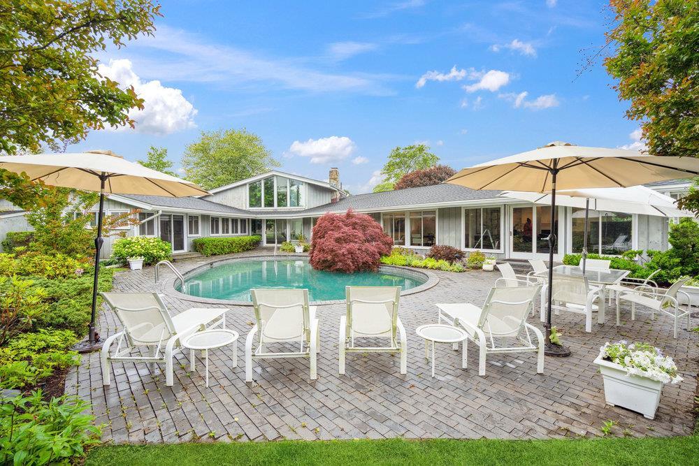 Single Family Deeringwood  Suffolk County, NY 11702, MLS-867711-31