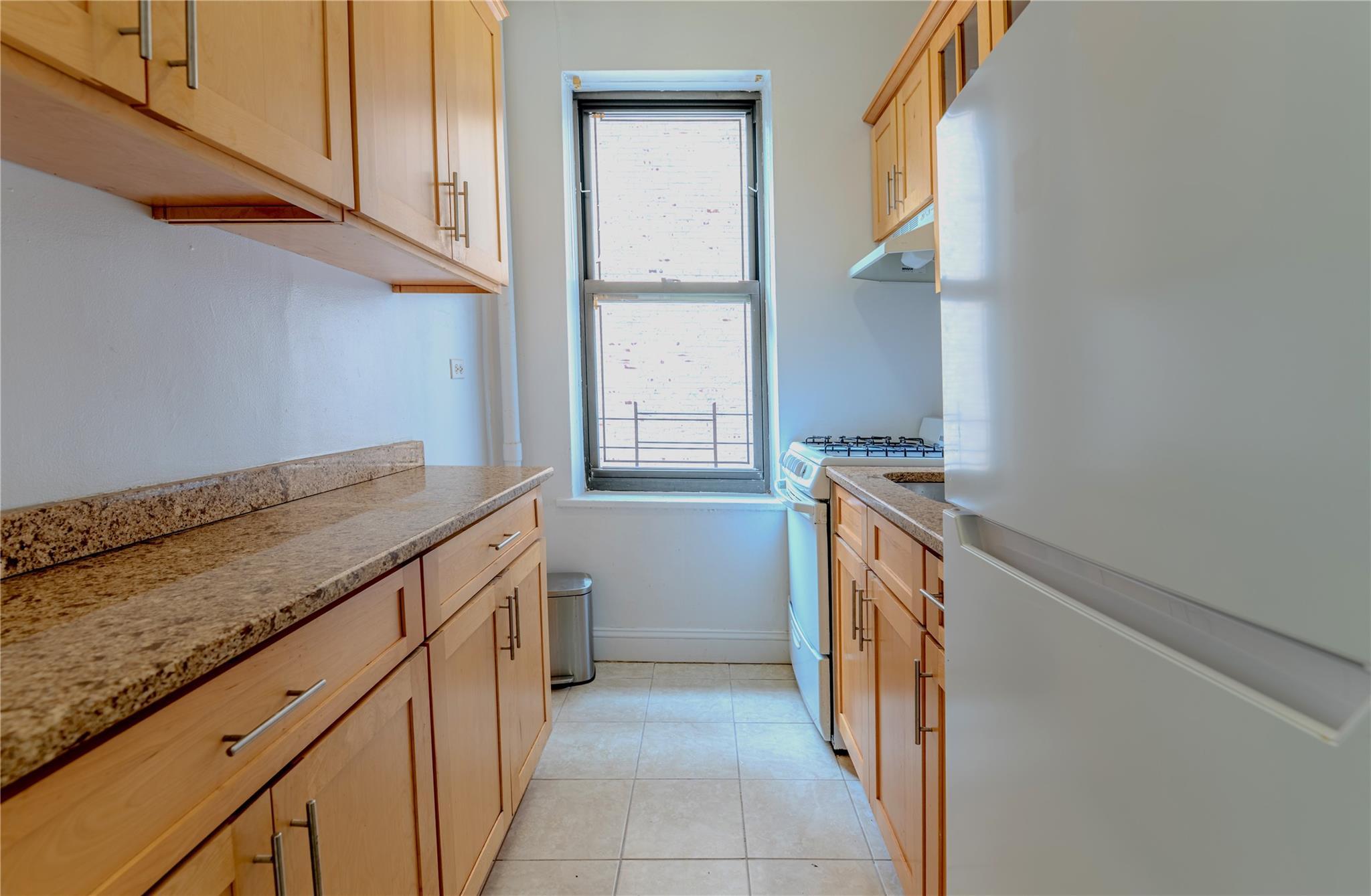 Coop East Mosholu Parkway South  Bronx, NY 10458, MLS-867715-9