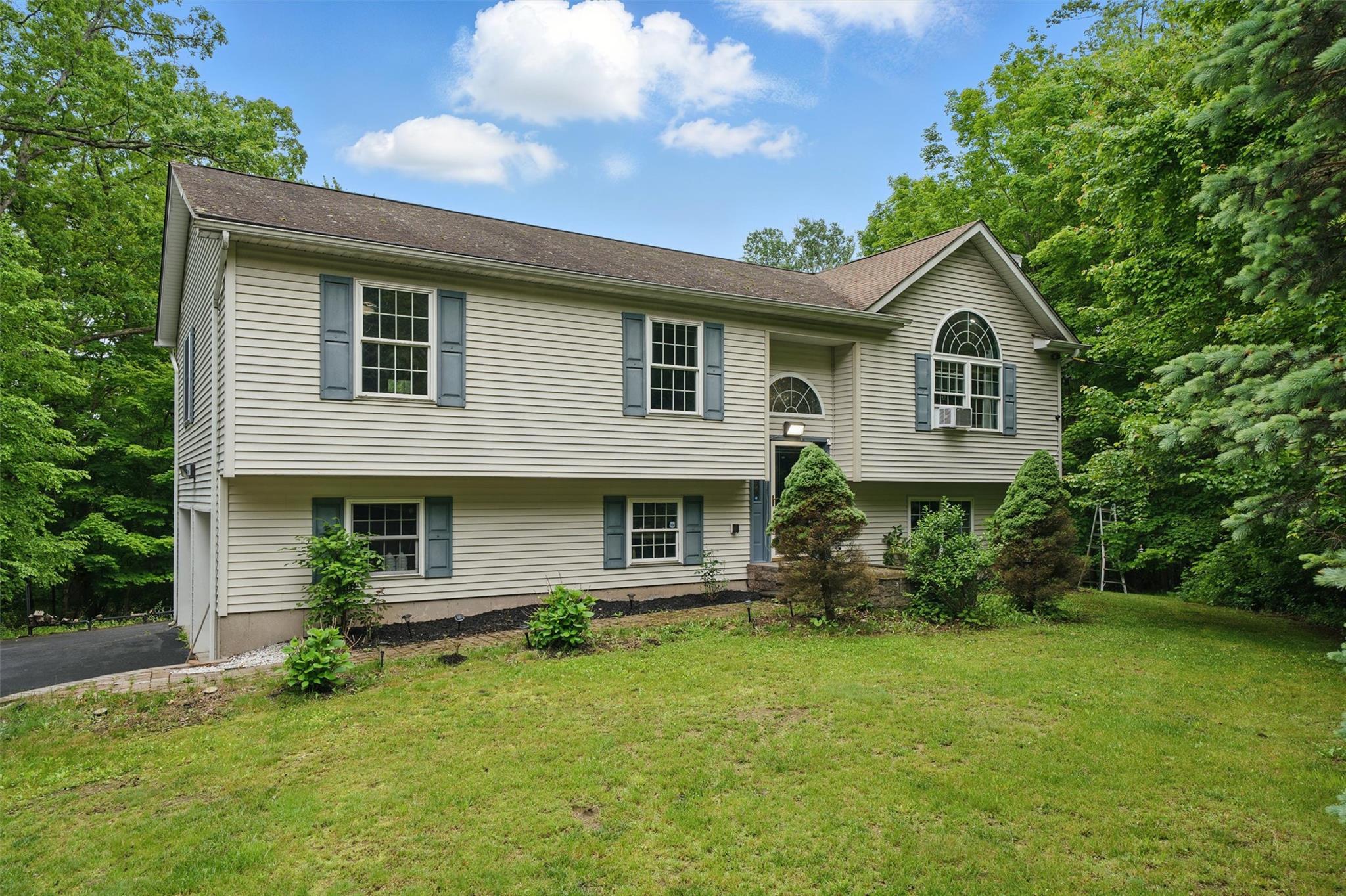 Single Family State Route 211  Orange County, NY 10963, MLS-867751-4