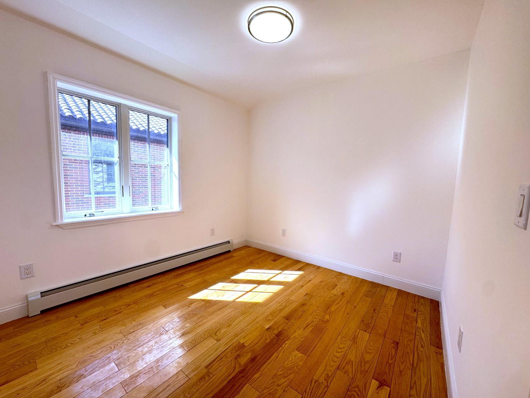 Single Family 205th St  Queens, NY 11361, MLS-867766-11