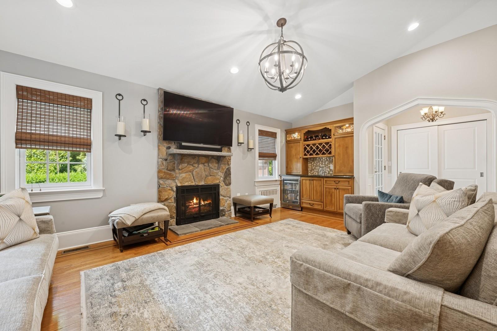 Single Family Lee  Nassau County, NY 11530, MLS-867785-13