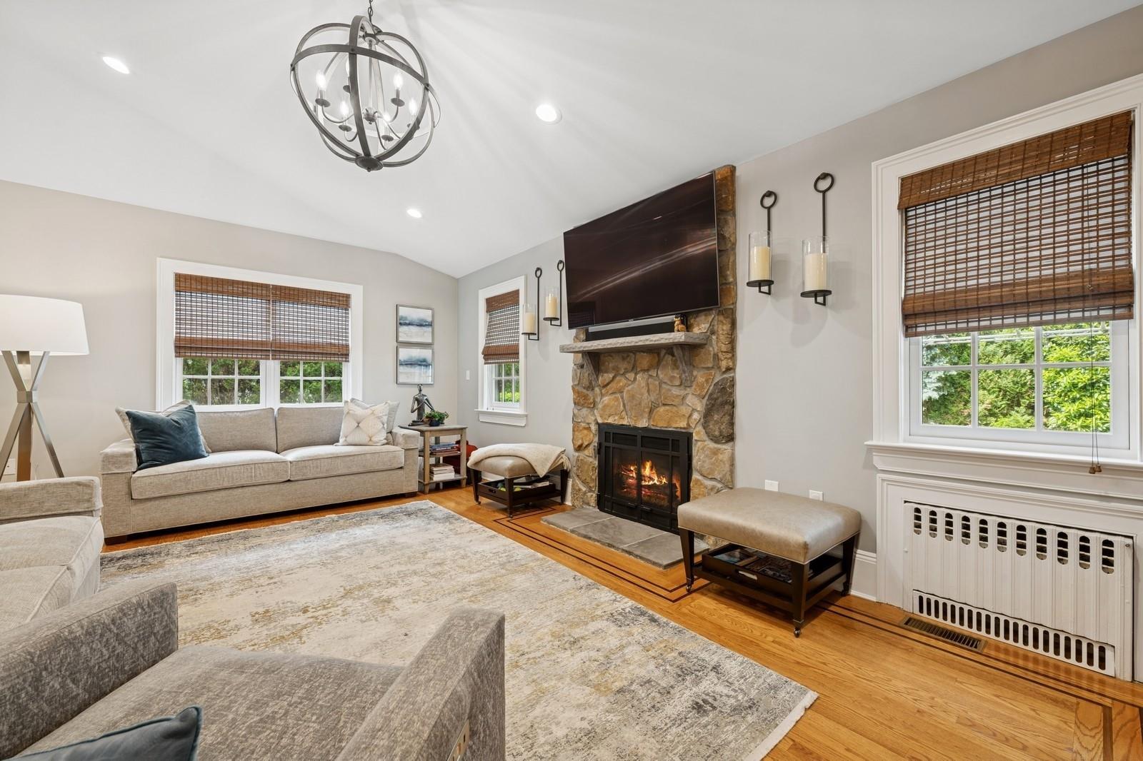 Single Family Lee  Nassau County, NY 11530, MLS-867785-14
