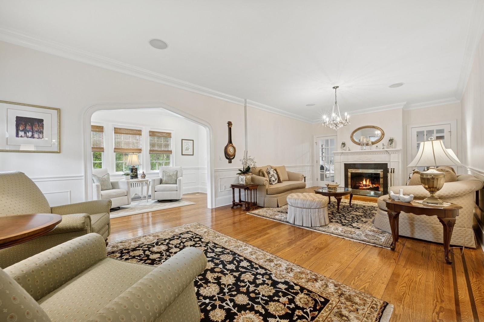 Single Family Lee  Nassau County, NY 11530, MLS-867785-4