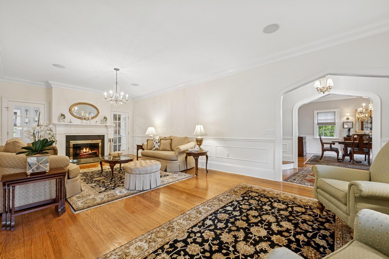 Single Family Lee  Nassau County, NY 11530, MLS-867785-5