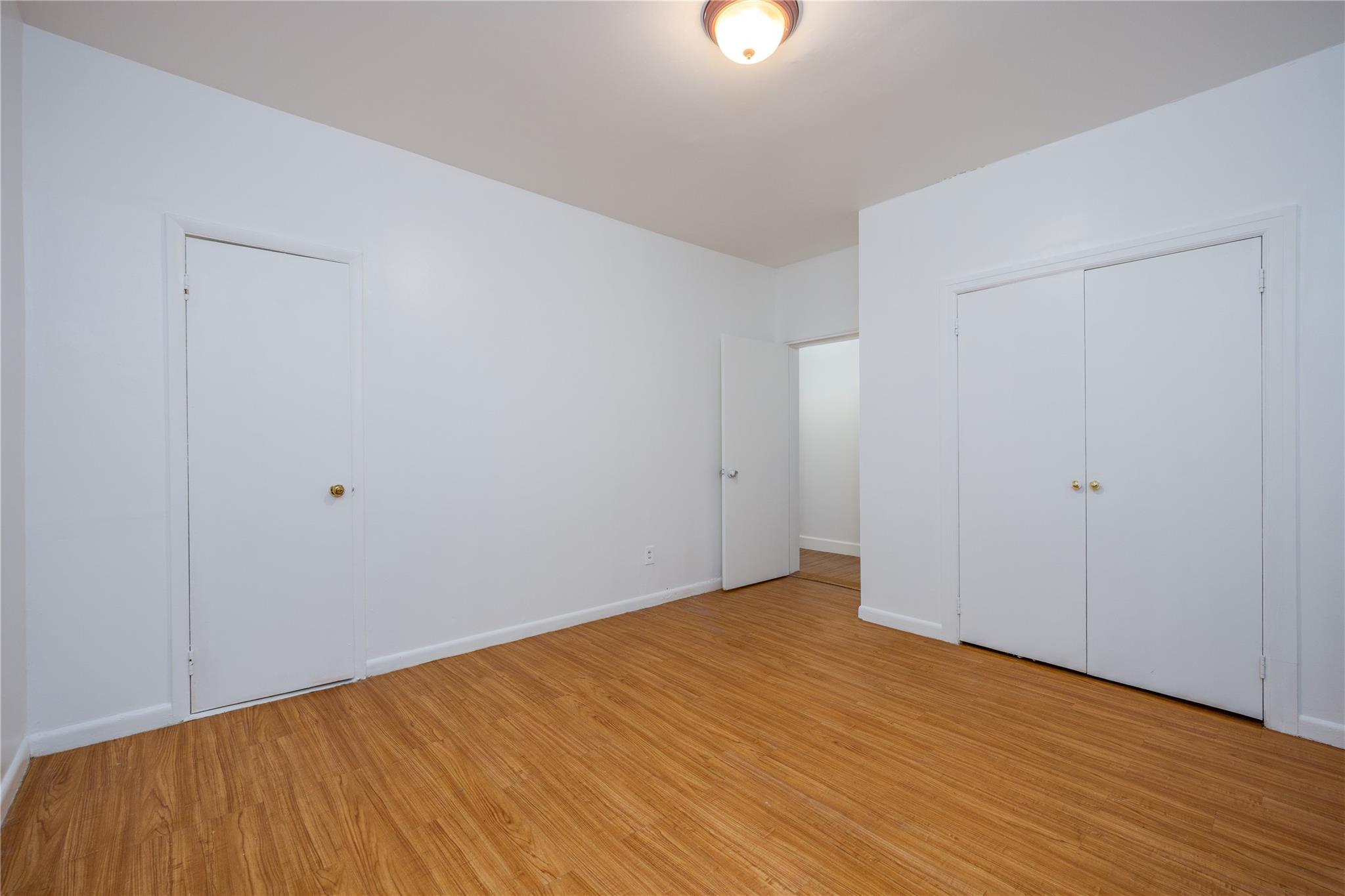 Single Family Fort Independence  Bronx, NY 10463, MLS-867788-13
