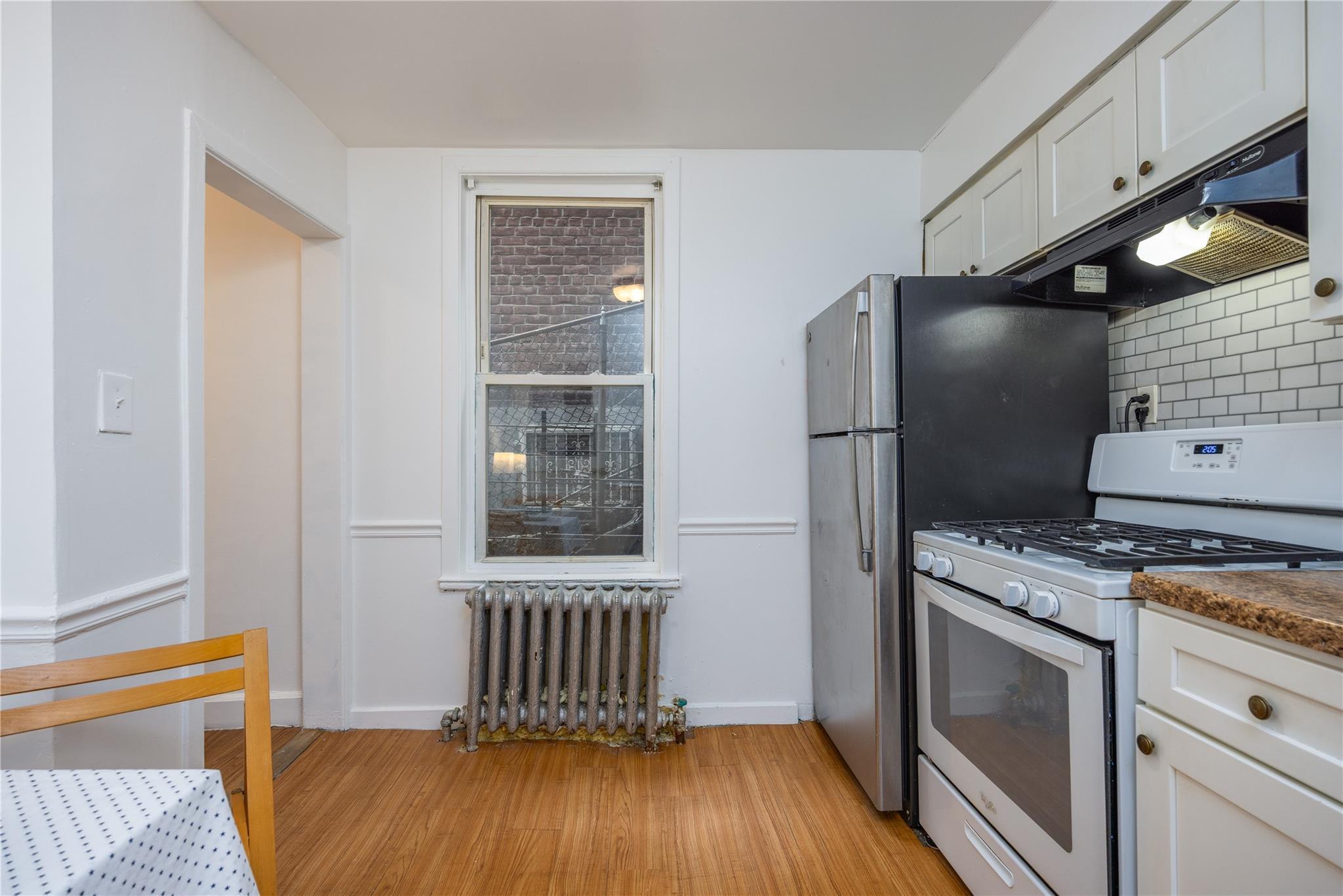 Single Family Fort Independence  Bronx, NY 10463, MLS-867788-16
