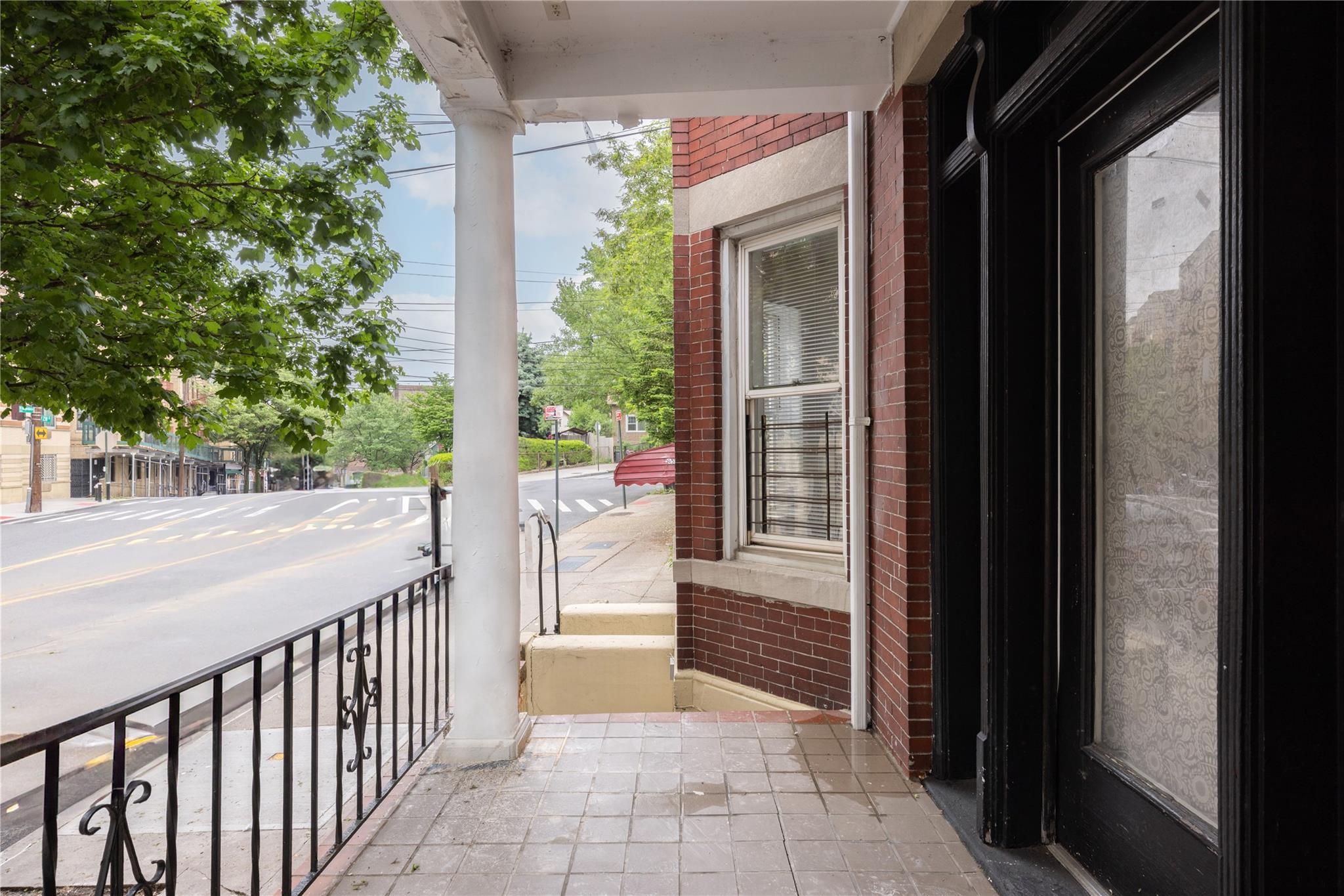 Single Family Fort Independence  Bronx, NY 10463, MLS-867788-4