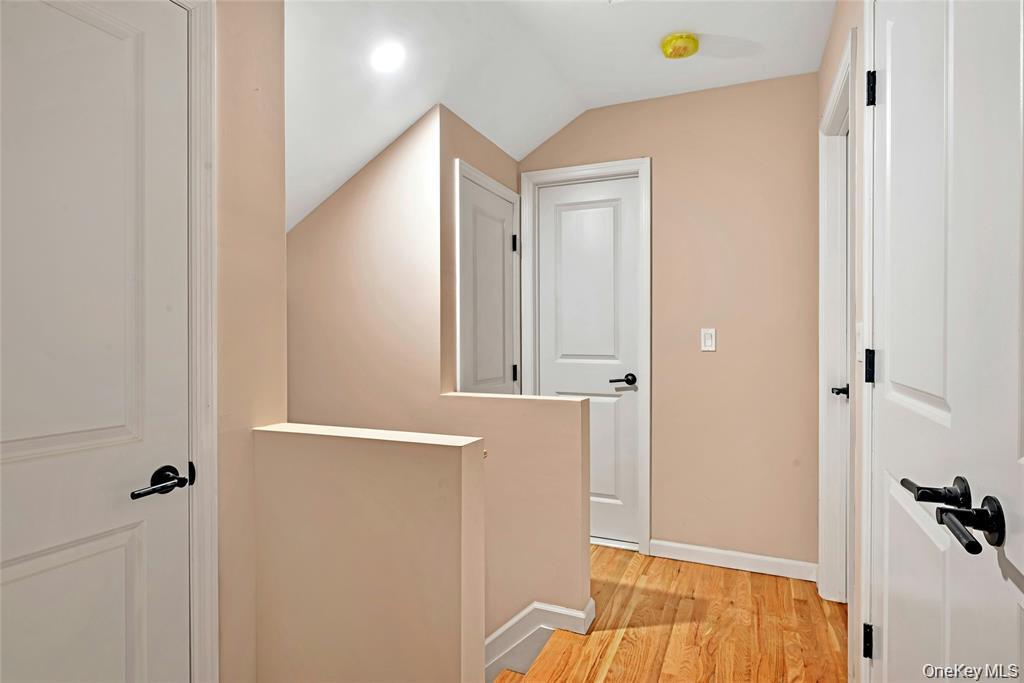 Single Family Pinewood  Suffolk County, NY 11967, MLS-867819-15