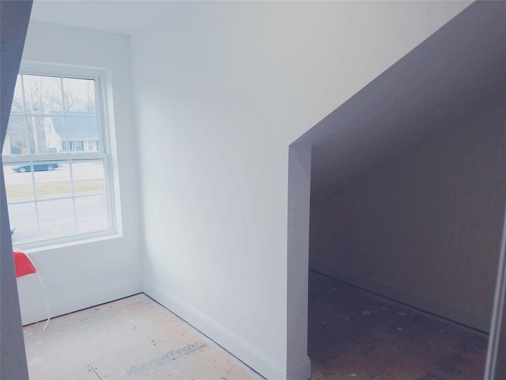 Single Family Pinewood  Suffolk County, NY 11967, MLS-867819-6