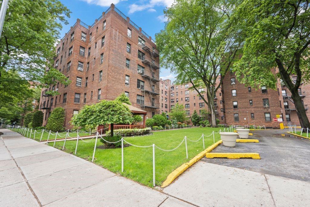 Coop Oliver  Brooklyn, NY 11209, MLS-867824-21